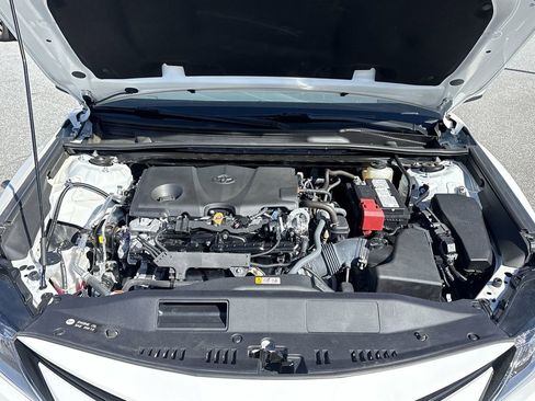 Used 2024 Toyota Camry LE FWD image 28