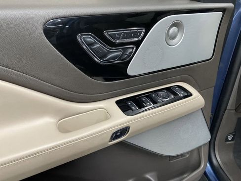 Used 2020 Lincoln Aviator Reserve w/ Equipment Group 202A image 14