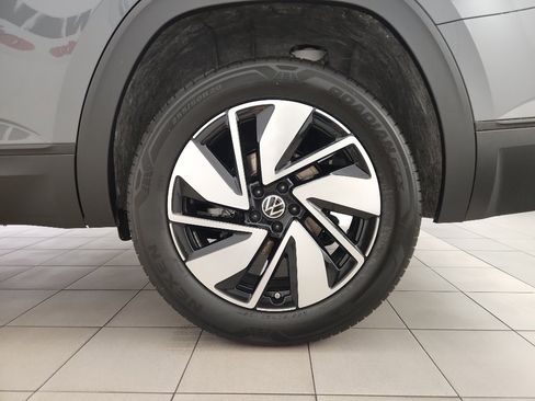 New 2026 Volkswagen Atlas SE FWD image 41