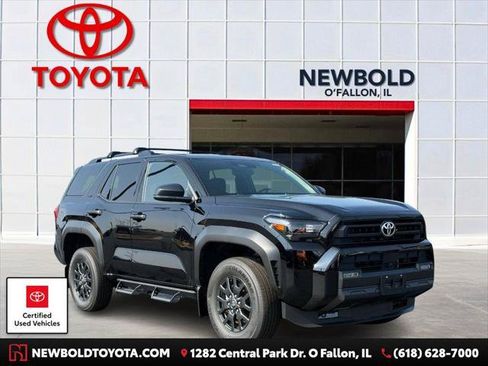 Certified 2025 Toyota 4Runner SR5 AWD/4WD image 1