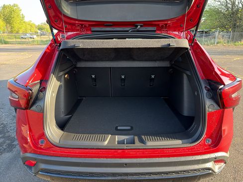 New 2026 Chevrolet Trax RS FWD image 9