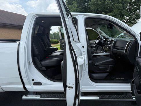 Used 2018 RAM 2500 Big Horn w/ Sport Appearance Group image 30