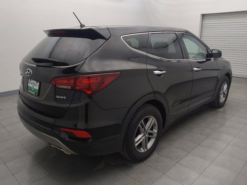 Used 2018 Hyundai Santa Fe Sport image 9