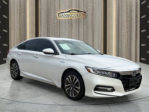 Used 2019 Honda Accord EX image 1