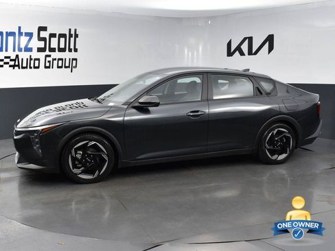 Used 2025 Kia K4 EX FWD image 2