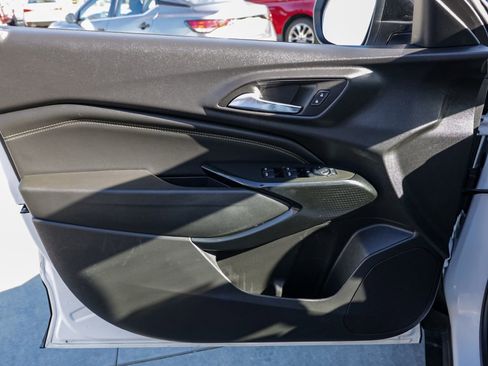 Used 2025 Chevrolet Trax ACTIV w/ Driver Confidence Package image 14