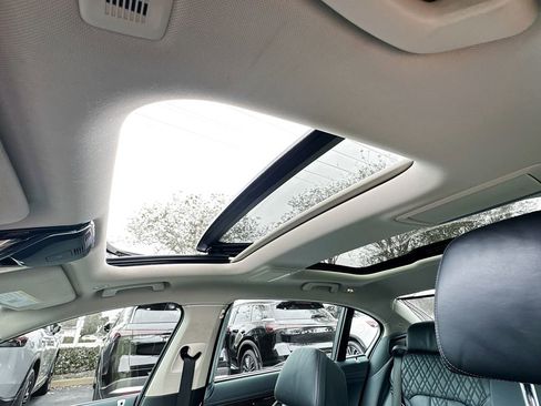 Used 2022 BMW 740i xDrive w/ Luxury Rear Seating Package image 24