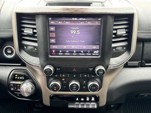 Used 2019 RAM 1500 Laramie AWD/4WD image 26