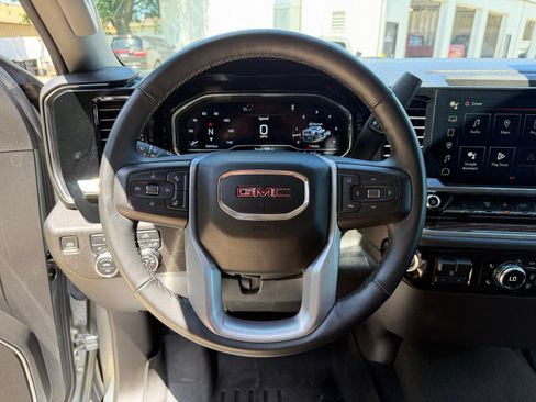 Used 2024 GMC Sierra 2500 SLE w/ SLE Value Package; AWD/4WD image 13