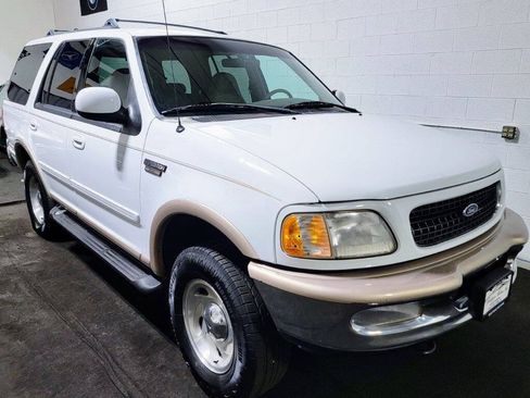 Used 1998 Ford Expedition 4WD image 24