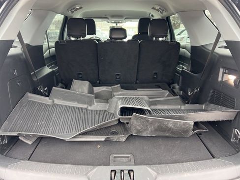 Certified 2023 Ford Explorer XLT w/ Equipment Group 202A image 22