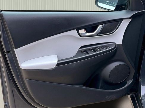 Used 2023 Hyundai Kona SEL w/ Convenience Package image 23