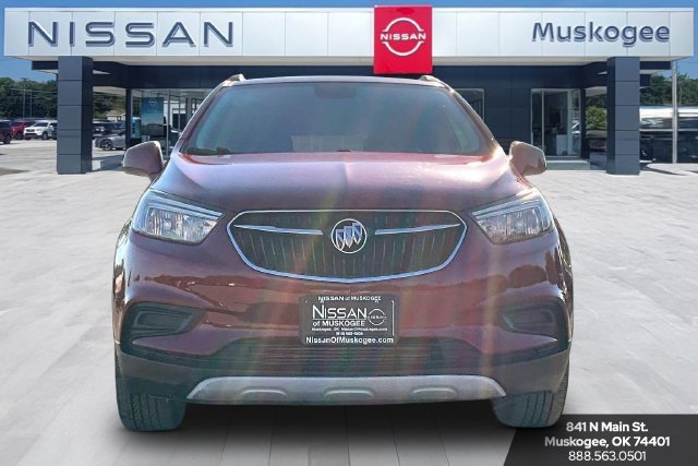 Used 2021 Buick Encore Preferred w/ Safety Package FWD image 2