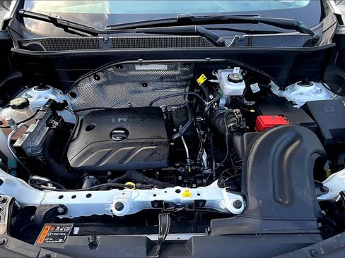 Certified 2022 Buick Encore GX Essence w/ Advanced Technology Package image 25