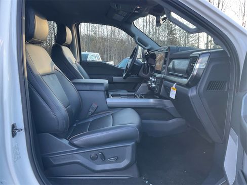 New 2026 Ford F250 Lariat w/ Chrome Package image 12
