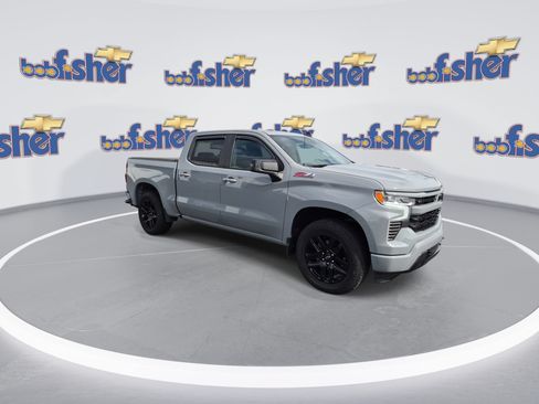 Used 2024 Chevrolet Silverado 1500 RST w/ Z71 Off-Road Package AWD/4WD image 3