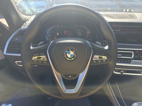 Used 2023 BMW X5 xDrive40i image 2