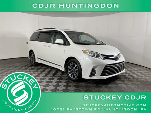Used 2018 Toyota Sienna XLE Premium image 1
