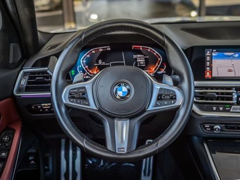 Used 2022 BMW 330i Sedan w/ M Sport Package RWD image 38
