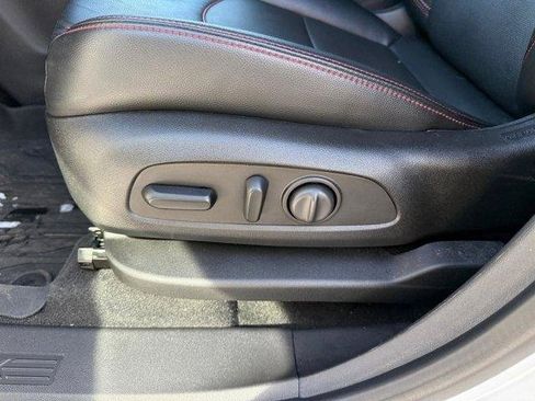 Used 2024 Chevrolet Equinox RS w/ RS Leather Package image 12