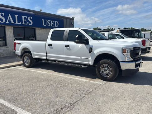 Used 2022 Ford F250 XL w/ Power Equipment Group AWD/4WD image 4