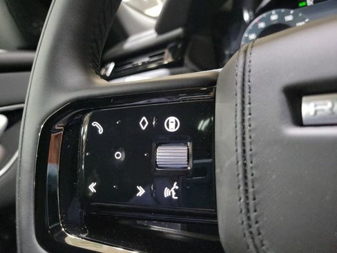 New 2026 Land Rover Range Rover Velar Dynamic SE image 15