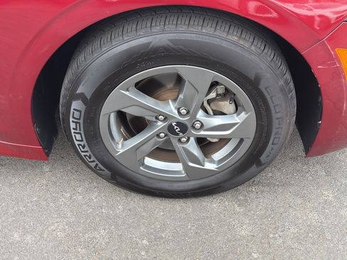 Used 2022 Kia K5 LXS image 9