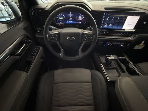 New 2026 Chevrolet Silverado 1500 ZR2 AWD/4WD image 9