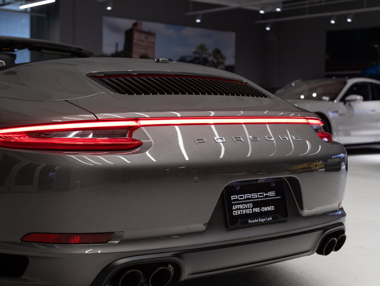 Certified 2017 Porsche 911 Carrera 4S AWD/4WD image 33