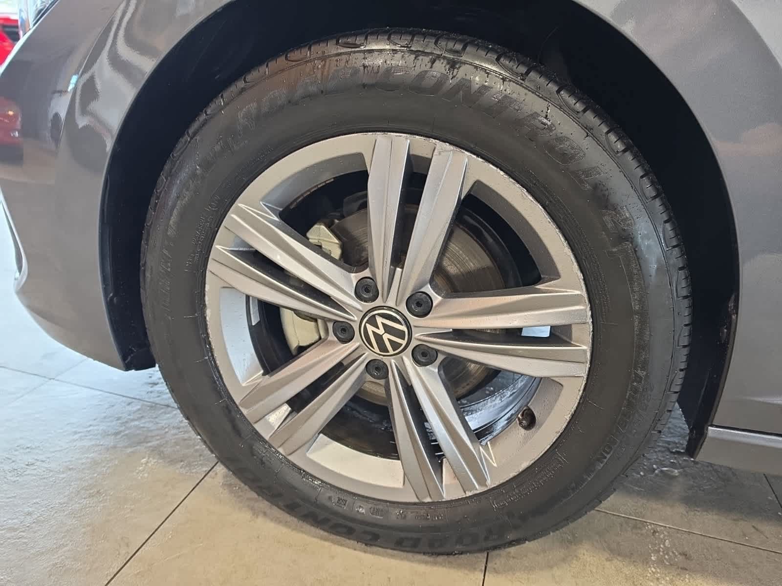 Used 2024 Volkswagen Jetta SE FWD image 12