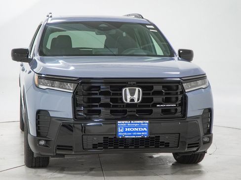 New 2026 Honda Pilot Black Edition image 13