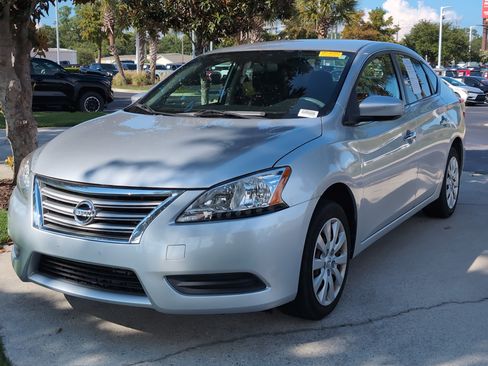 Used 2015 Nissan Sentra S FWD image 5