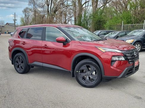 Used 2026 Nissan Rogue SV w/ Cold Weather Package AWD/4WD image 1