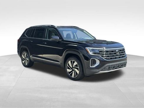 New 2025 Volkswagen Atlas SEL image 8