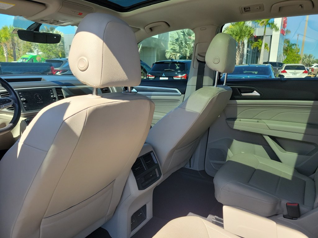 Used 2021 Volkswagen Atlas SE w/ Panoramic Sunroof Package FWD image 25