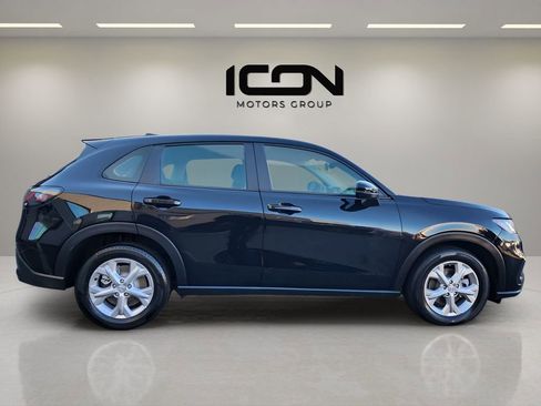 Used 2023 Honda HR-V LX image 6