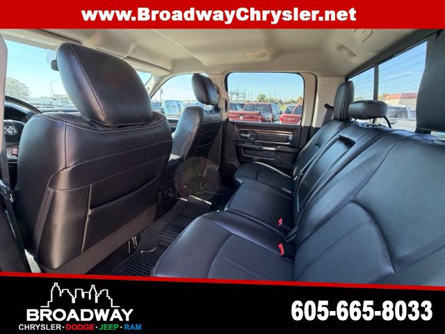 Used 2018 RAM 3500 Laramie w/ Convenience Group AWD/4WD image 13