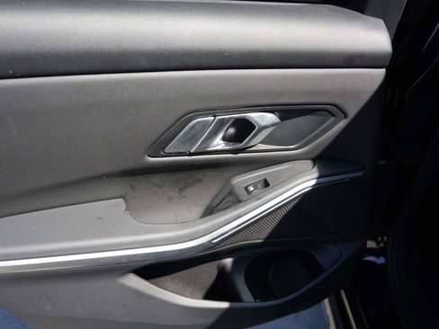 Certified 2023 BMW 330i Sedan w/ M Sport Package RWD image 8