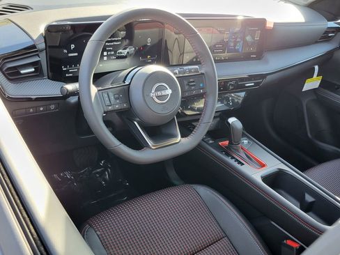 New 2026 Nissan Kicks SR FWD image 4