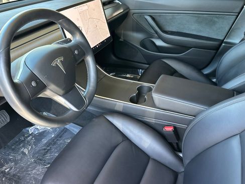 Used 2018 Tesla Model 3 Long Range image 18