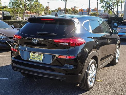 Used 2019 Hyundai Tucson SE image 3