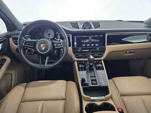 Used 2024 Porsche Macan S image 19