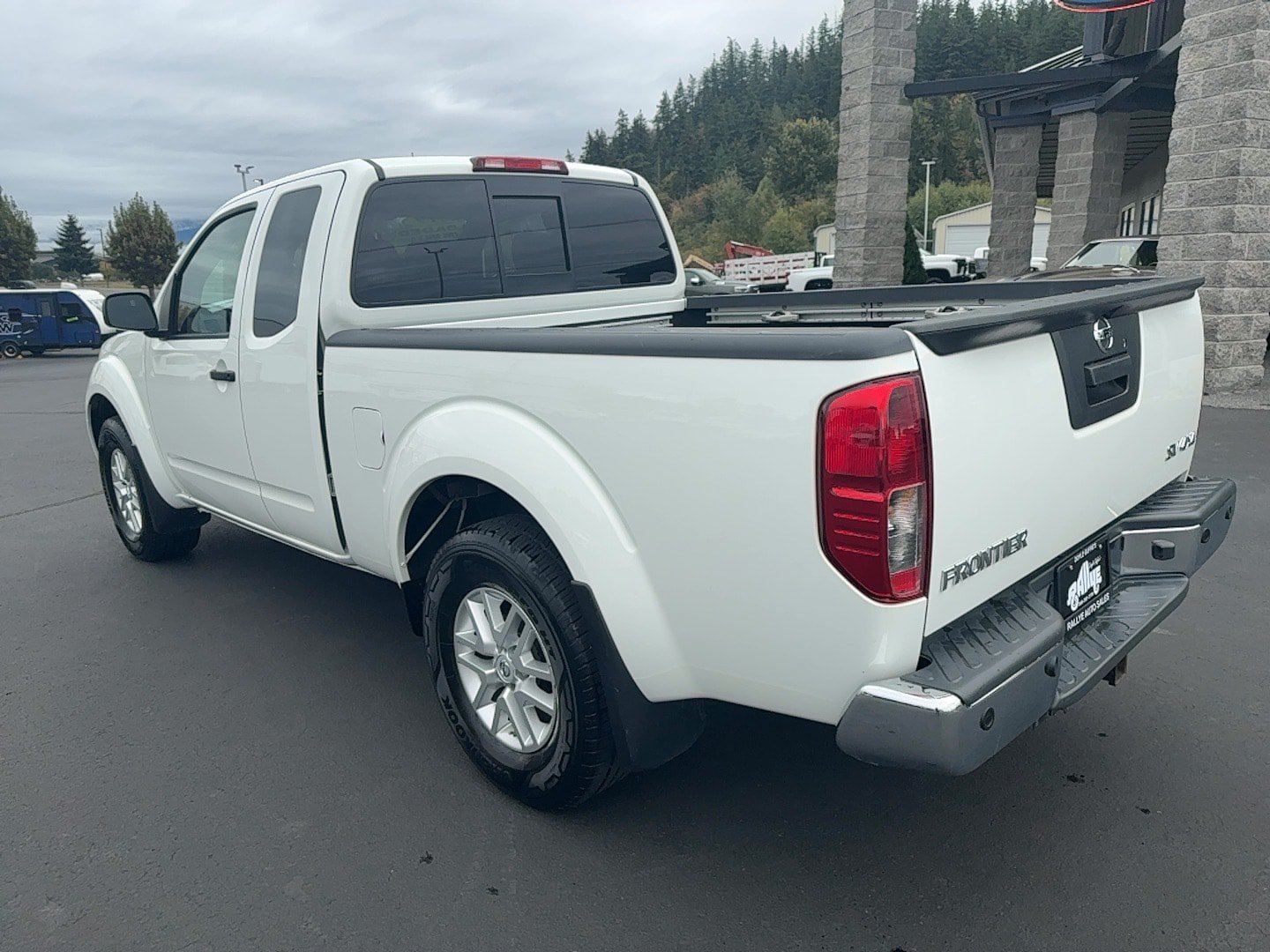 Used 2019 Nissan Frontier SV w/ Value Truck Package AWD/4WD image 9