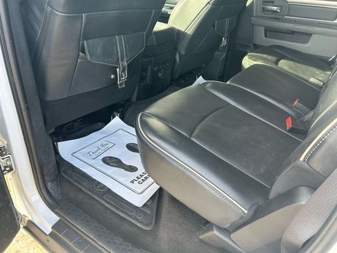 Used 2017 RAM 1500 Outdoorsman image 9