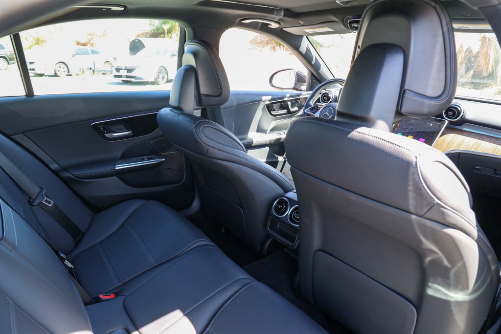 Used 2025 Mercedes-Benz C 300 4MATIC Sedan image 16