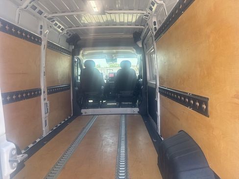 Used 2024 RAM ProMaster 2500 w/ Quick Order Package 22H SLT+ FWD image 13