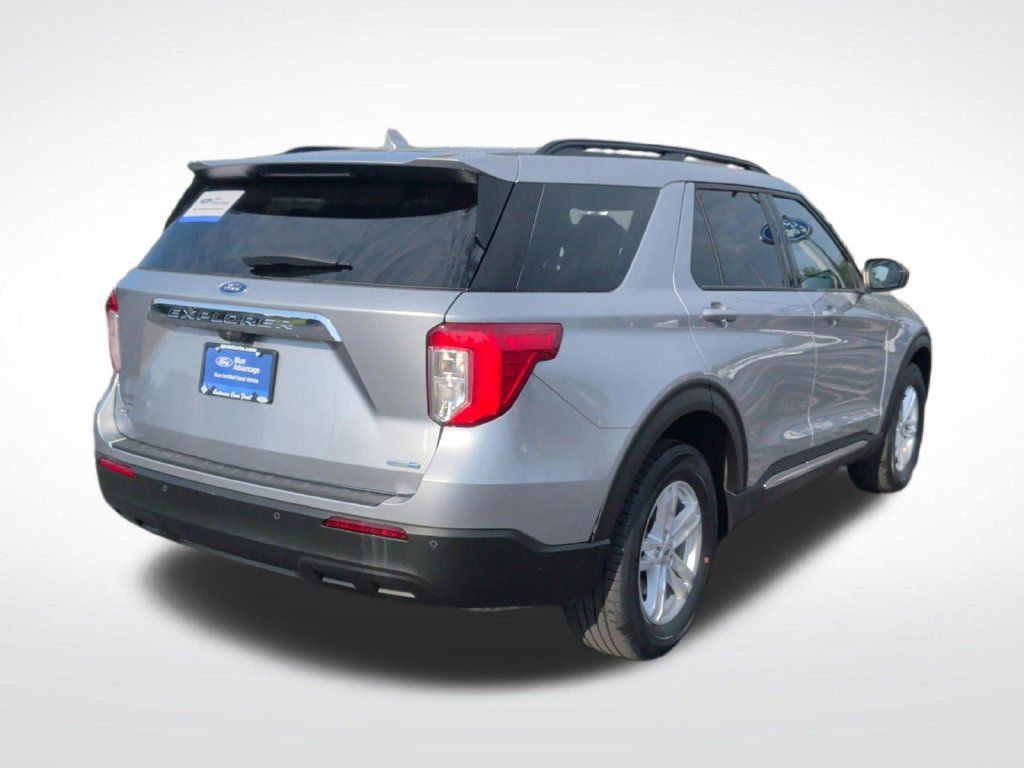 Certified 2020 Ford Explorer XLT w/ Comfort Package AWD/4WD image 7