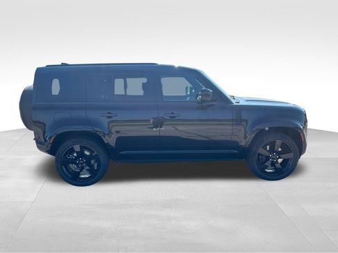 New 2026 Land Rover Defender 110 X-Dynamic SE AWD/4WD image 6