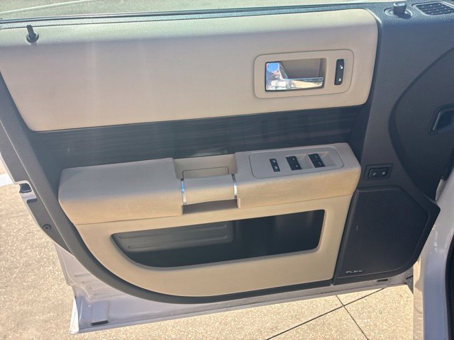 Used 2019 Ford Flex SEL w/ Equipment Group 202A FWD image 19