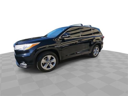 Used 2016 Toyota Highlander Limited image 4